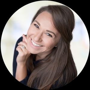 😘 Meet your Posher, Krista 🤗